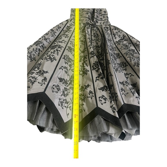 Betsey Johnson Evening Floral Print Black Velvet Pattern Fit&flare Dress Size 2 - Picture 9 of 12